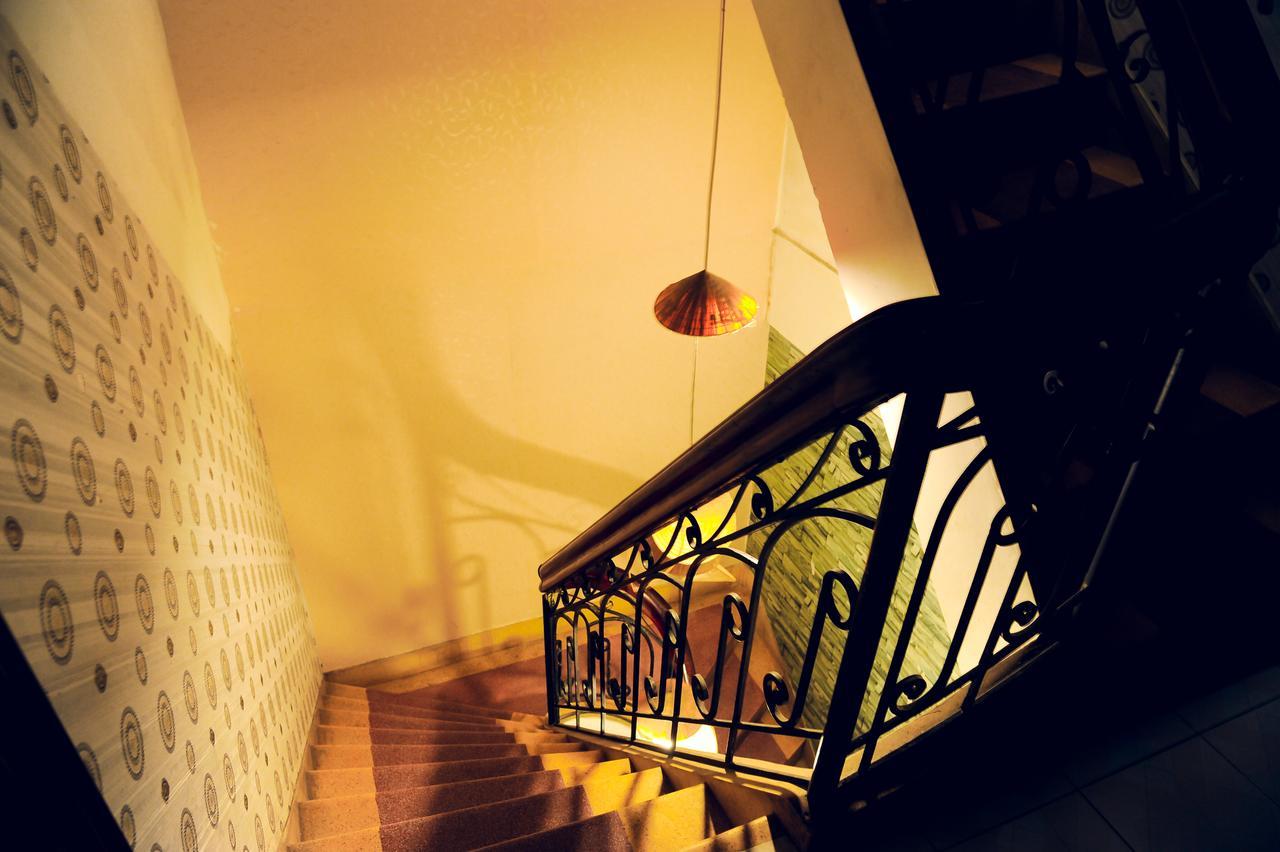 Queen Homestay Hue Zewnętrze zdjęcie
