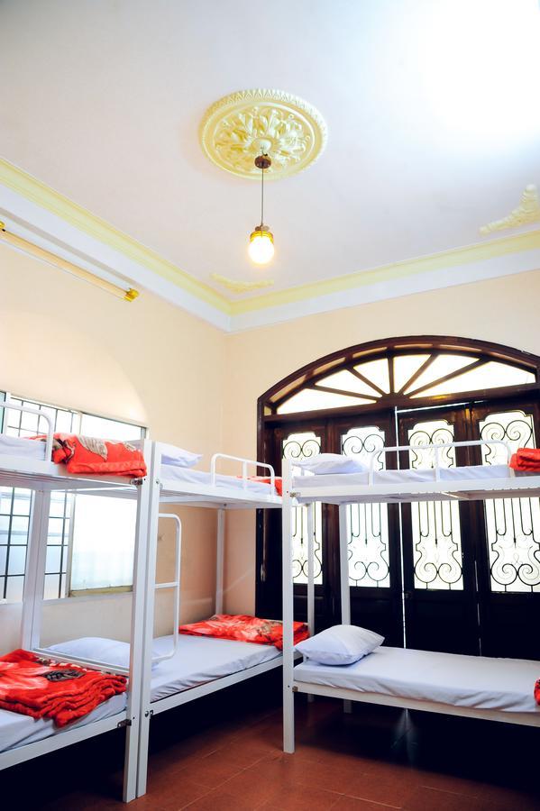 Queen Homestay Hue Zewnętrze zdjęcie