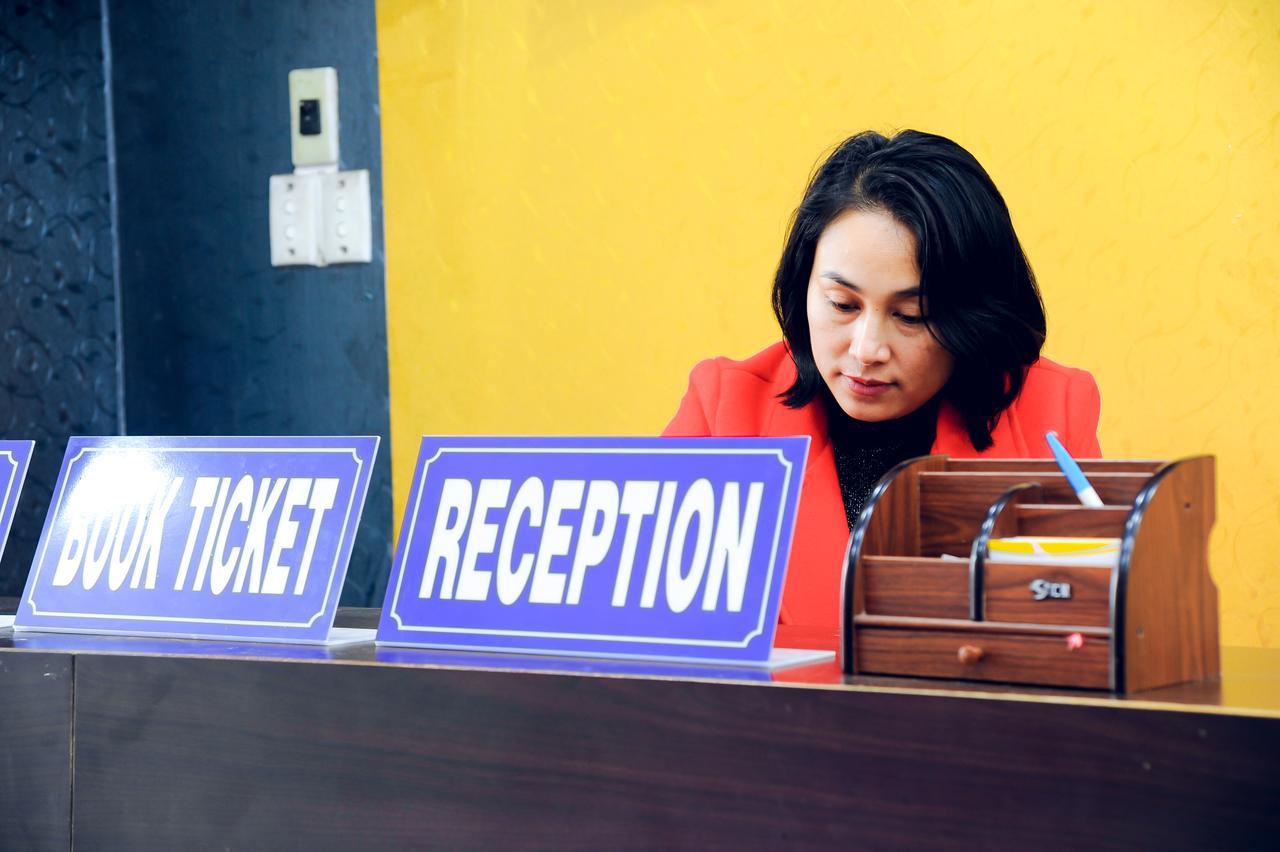 Queen Homestay Hue Zewnętrze zdjęcie